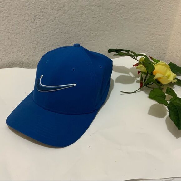 Nike Aerobill Classic 99 Royal Blue L/ XL Embroidered logo - Picture 4 of 9